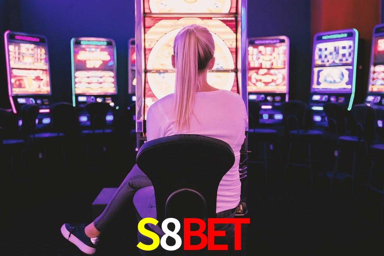 Seasonal Promotions S8BET